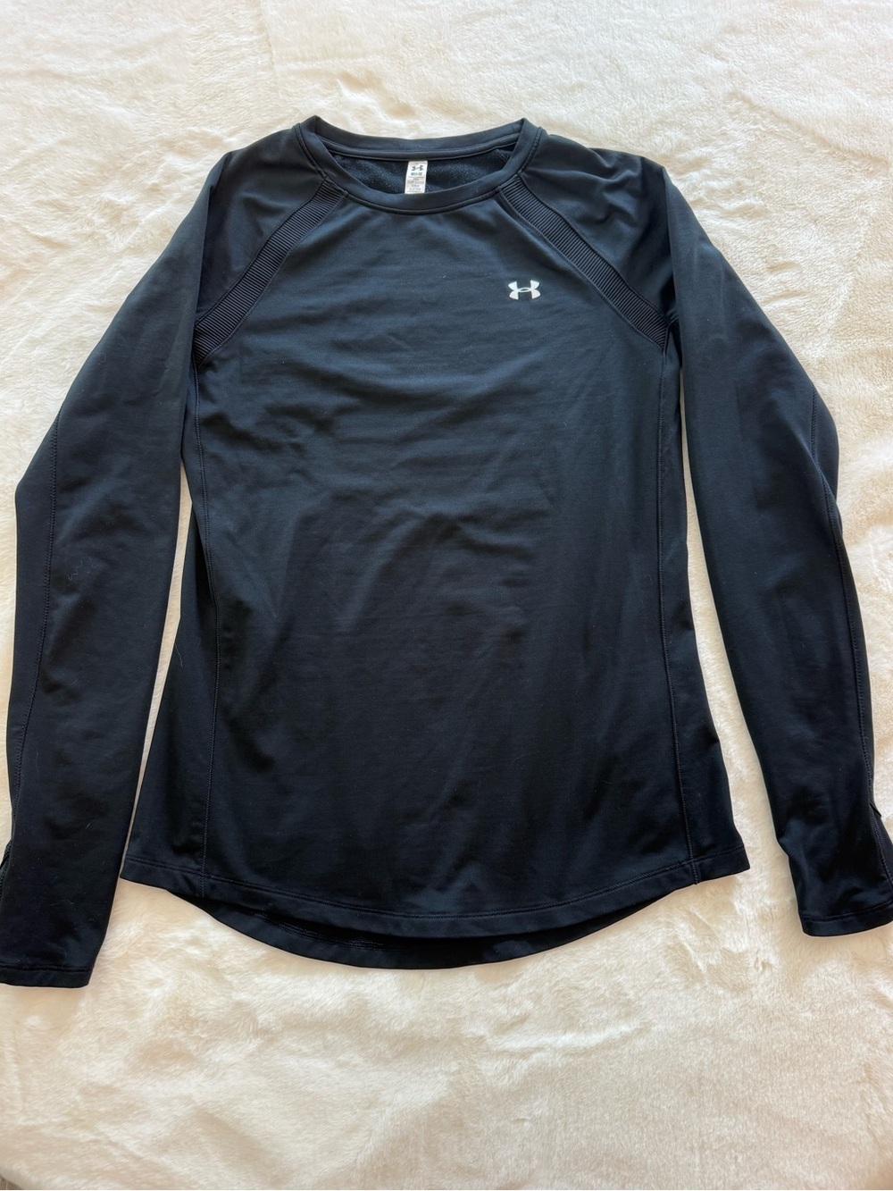 Under Armour Black Long-Sleeve Athletic Crew Top
